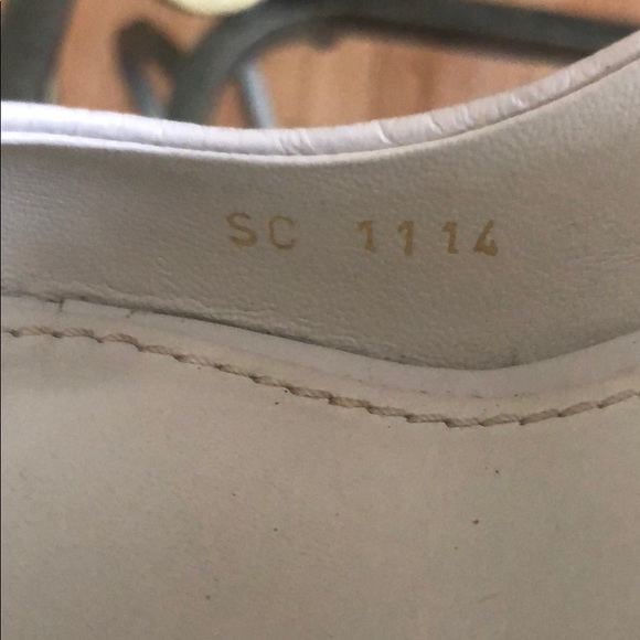 LV authentic shoes almost new - Picture 4 of 8